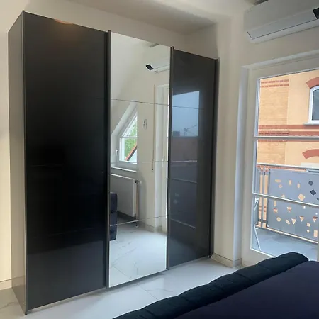 Flexible, Schoene Und Gut Aussehende Feriensuite Reutlingen Exterior photo